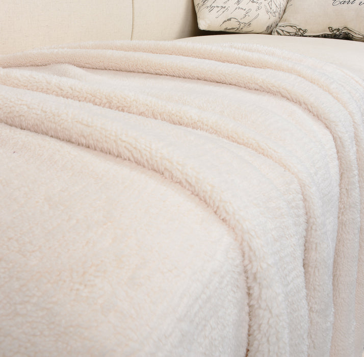 Plush Knit Throw