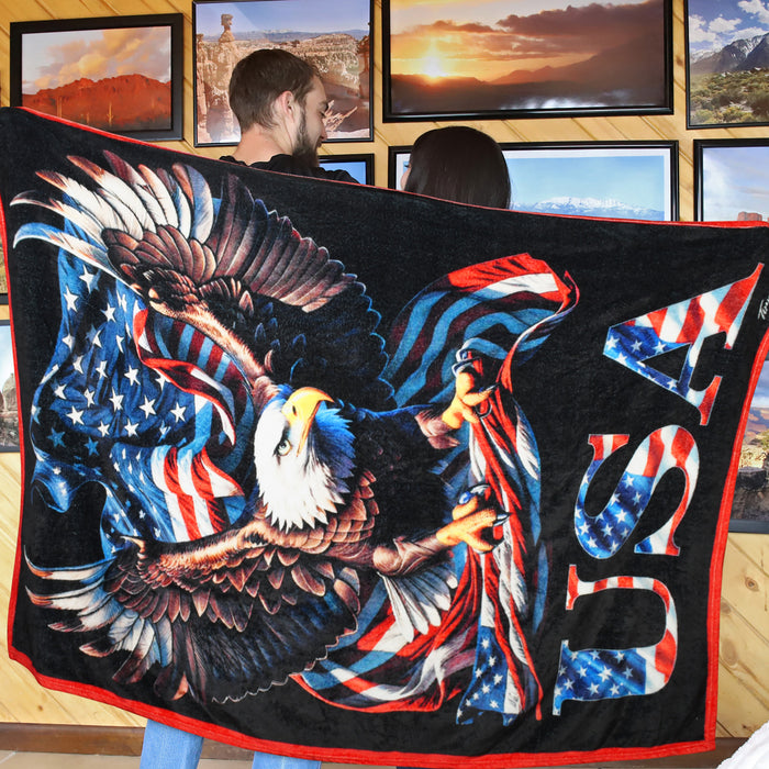Patriotic American Eagle Flag Throw Blanket