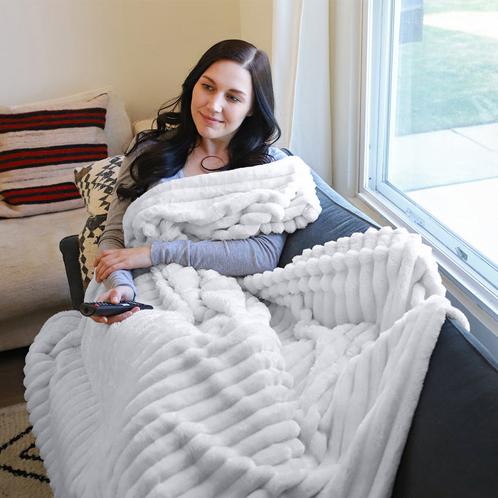 Soft Plush Velvet Lightweight Throw Blanket